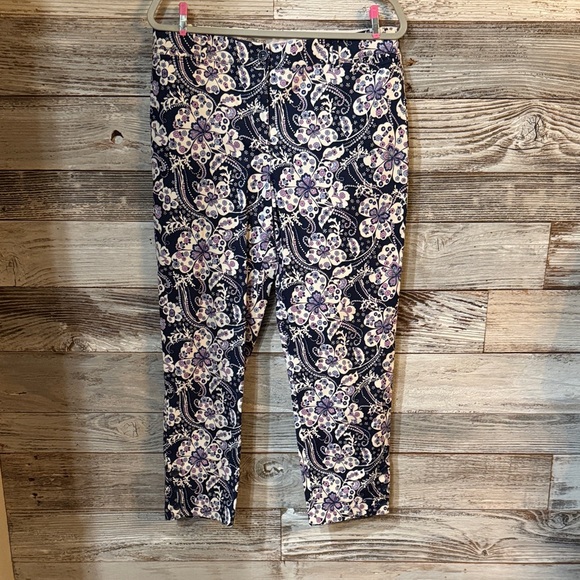 Talbots Pants - Talbots Cropped Pants in Purple and White Floral